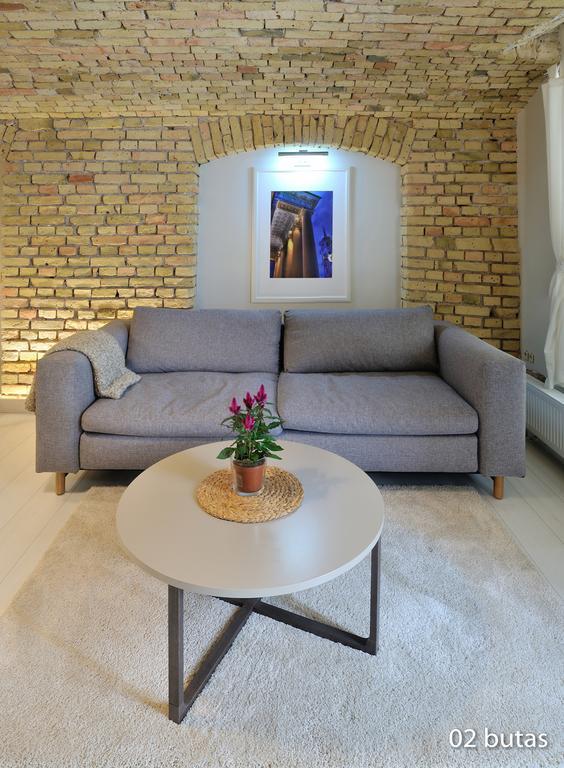 Six Apartment Simona Wilna Exterior foto