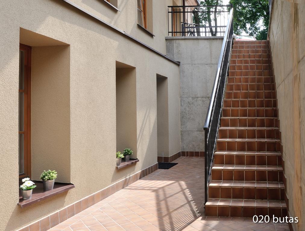 Six Apartment Simona Wilna Exterior foto