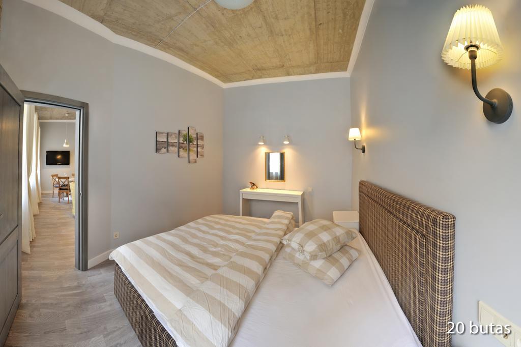 Six Apartment Simona Wilna Exterior foto
