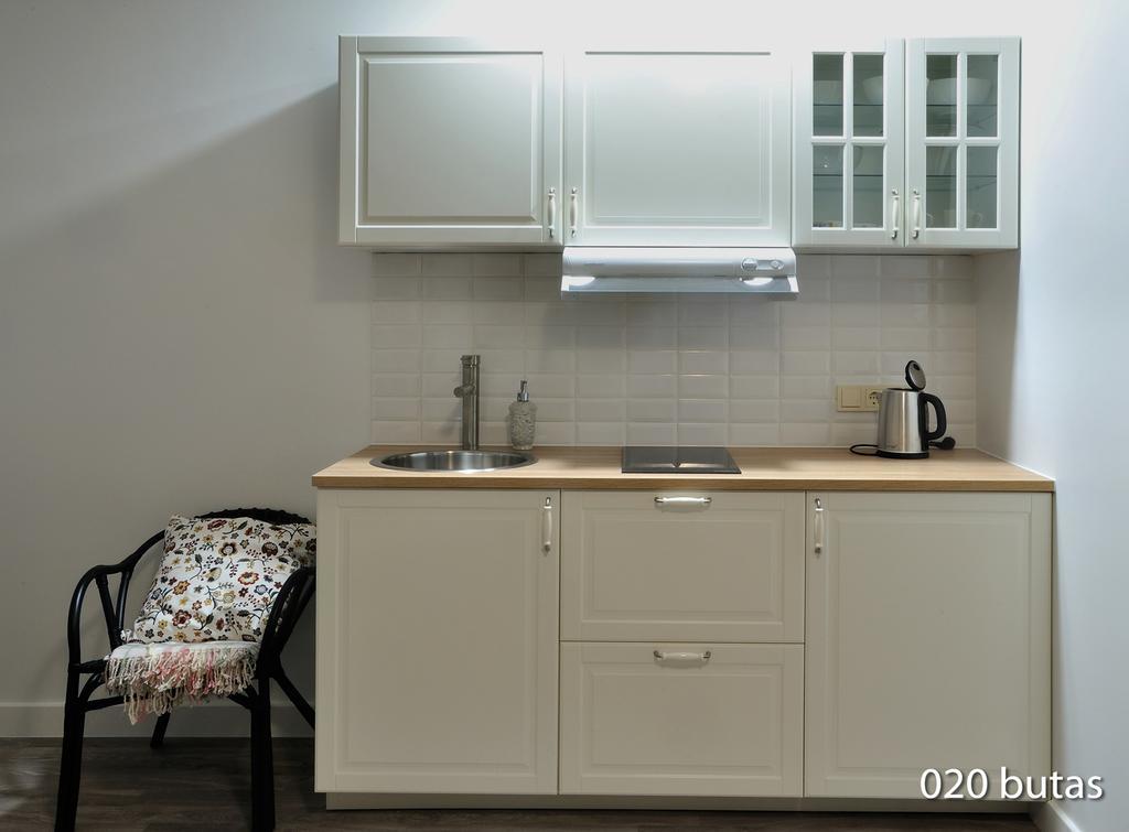 Six Apartment Simona Wilna Exterior foto